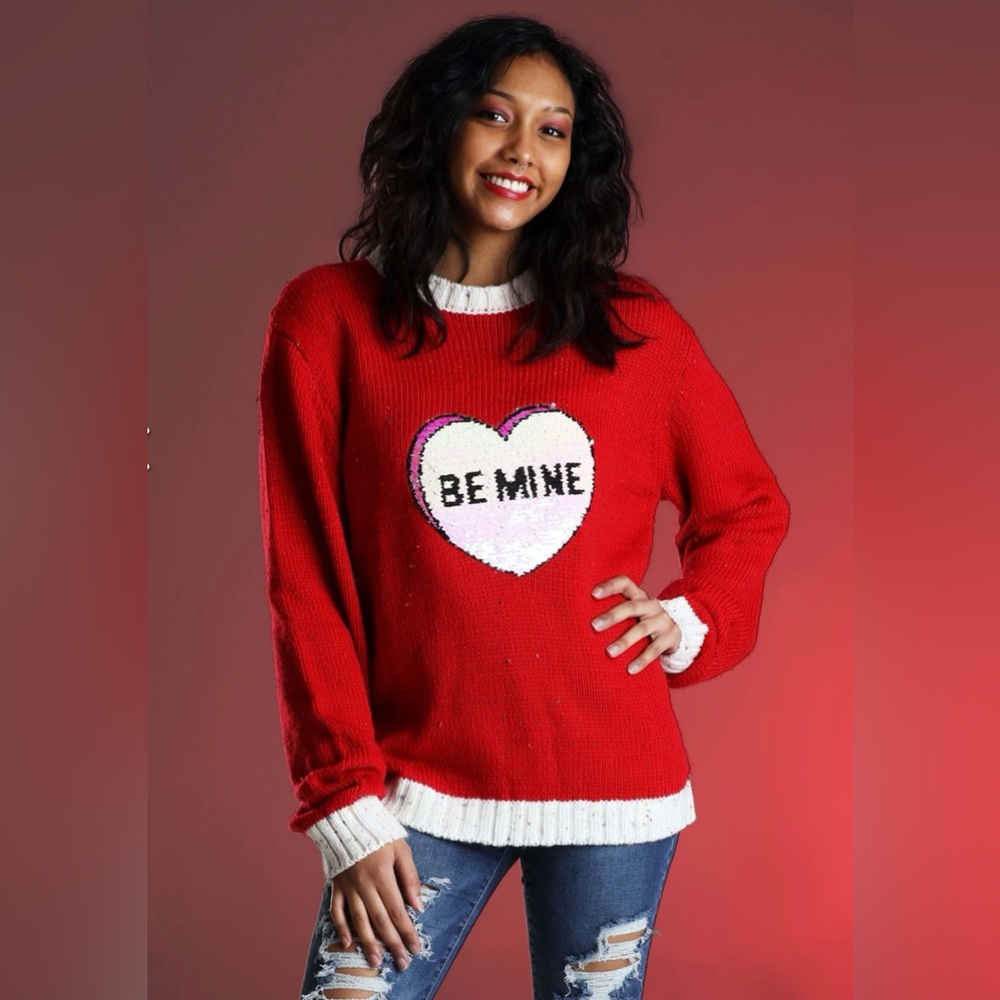 NWT Valentine's Day Be Mine Sweater
